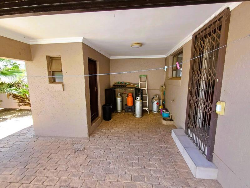 4 Bedroom Property for Sale in Birdwood Estate North West